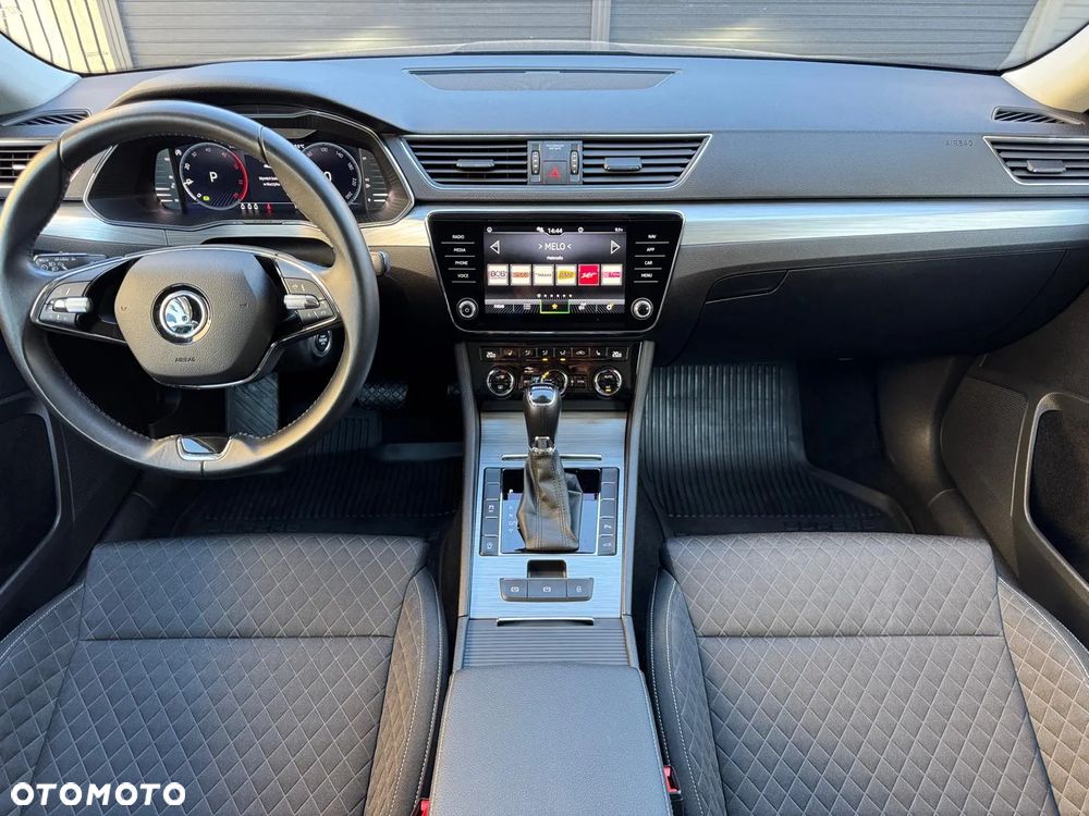 Skoda Superb 2.0 TDI SCR Ambition DSG - 13