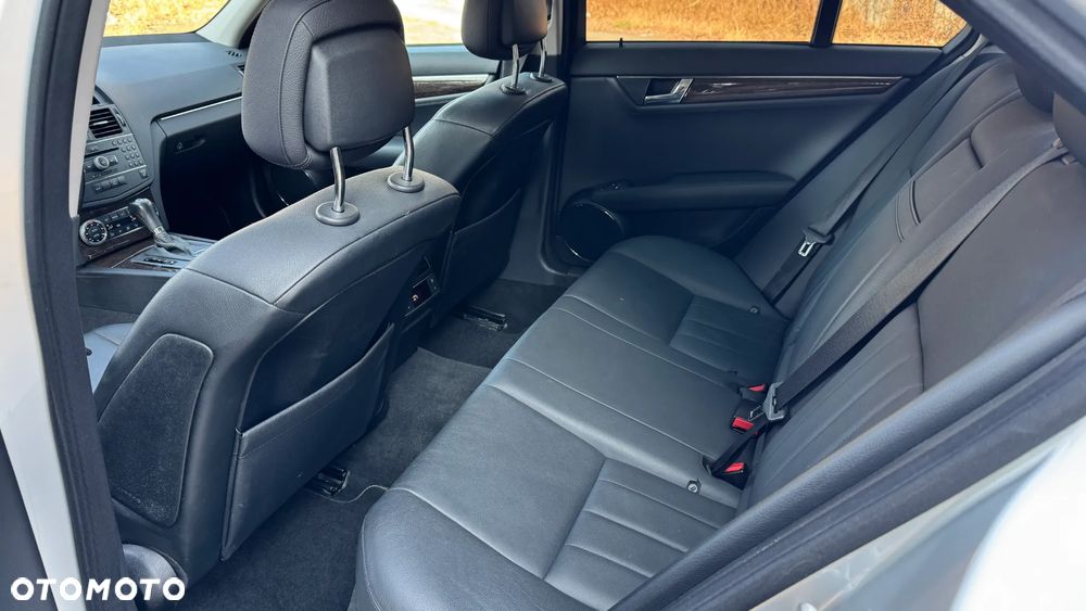 Mercedes-Benz Klasa C - 7