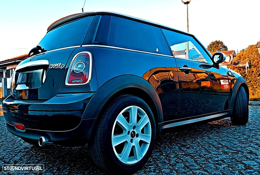 MINI 3 Portas Cooper D - 1