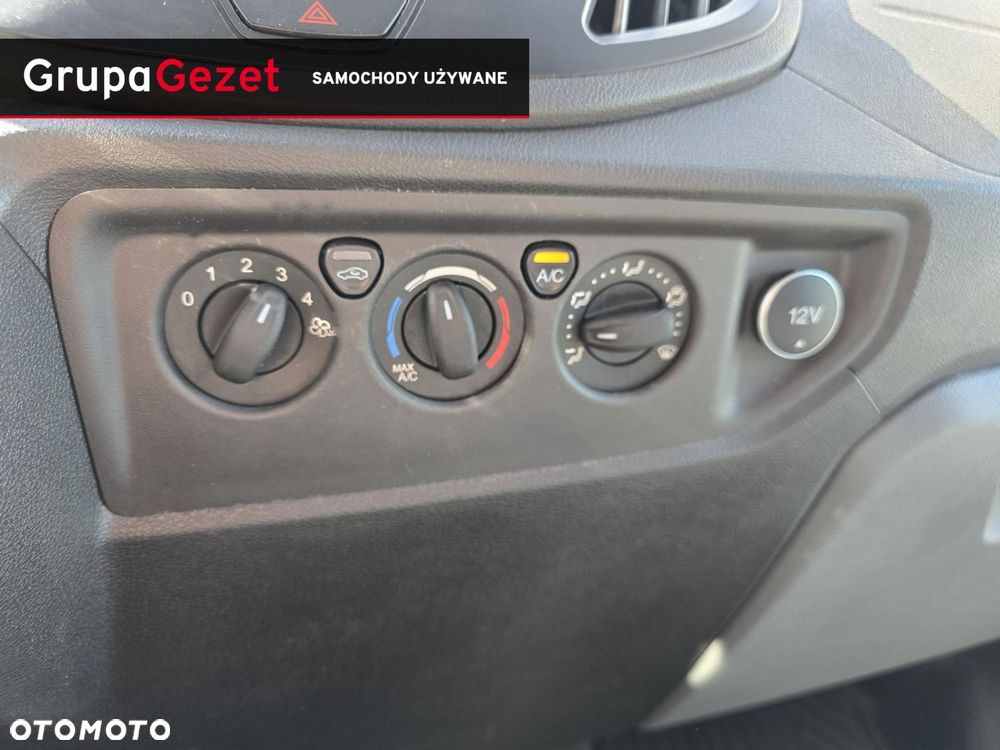 Ford Transit - 28
