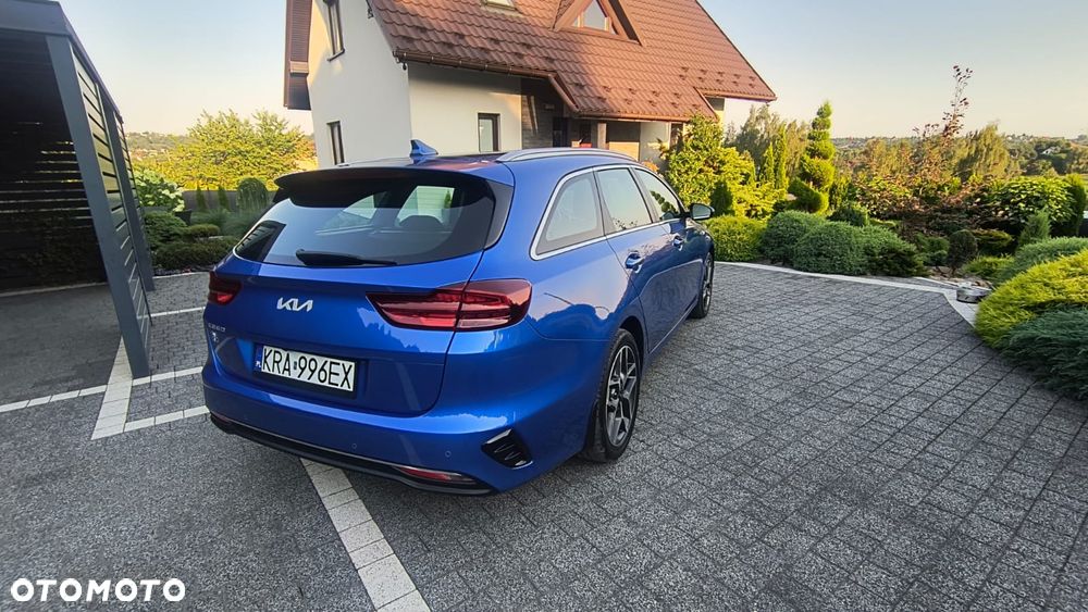 Kia Ceed - 4