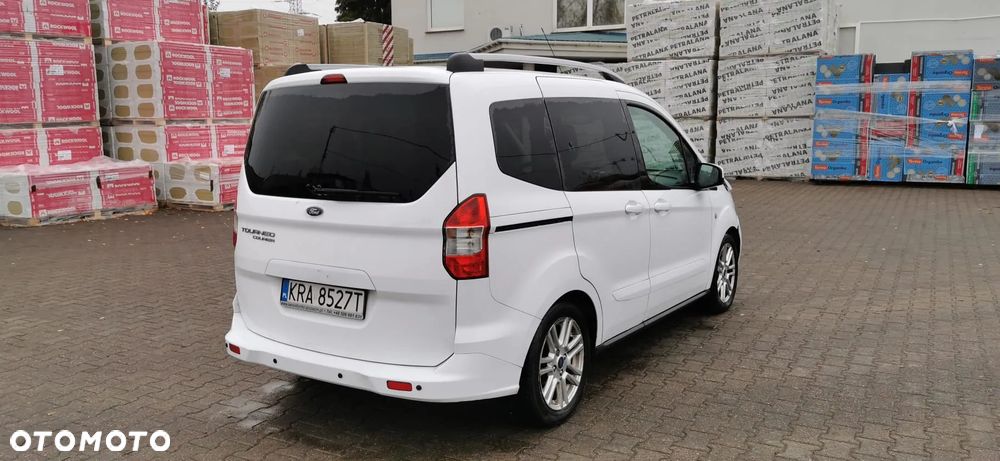 Ford Tourneo Courier 1.5 TDCi Titanium - 1