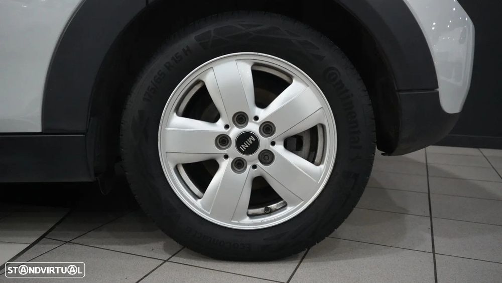 MINI 3 Portas Cooper D - 4