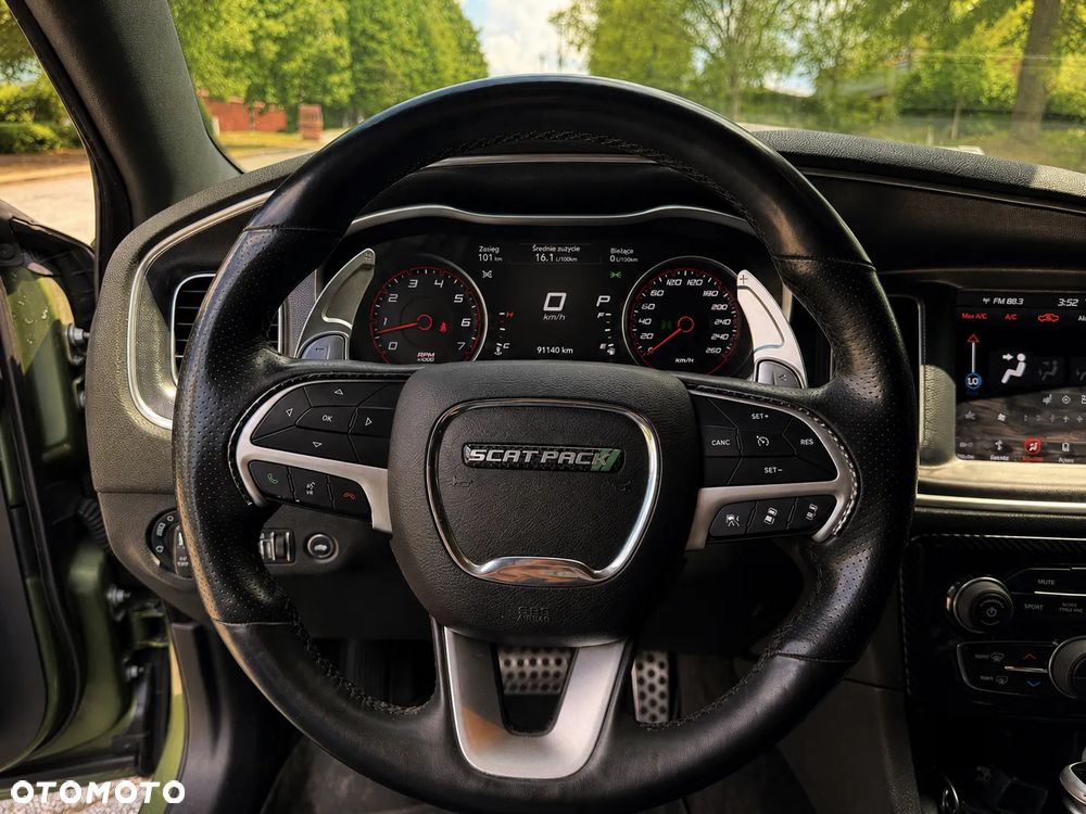 Dodge Charger 6.4 Scat Pack - 9