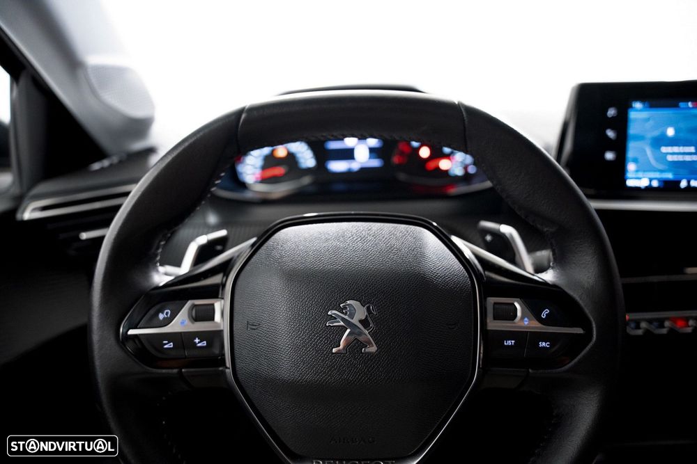 Peugeot 208 1.2 PureTech Allure EAT8 - 9