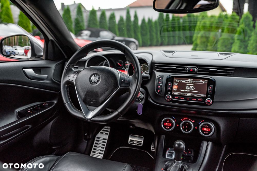 Alfa Romeo Giulietta 1750 TBi QV TCT - 25