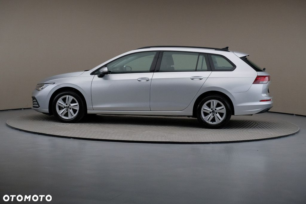 Volkswagen Golf - 4