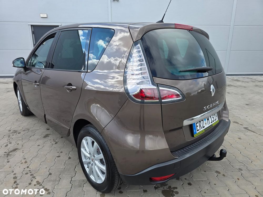 Renault Scenic TCe 130 Bose Edition - 18