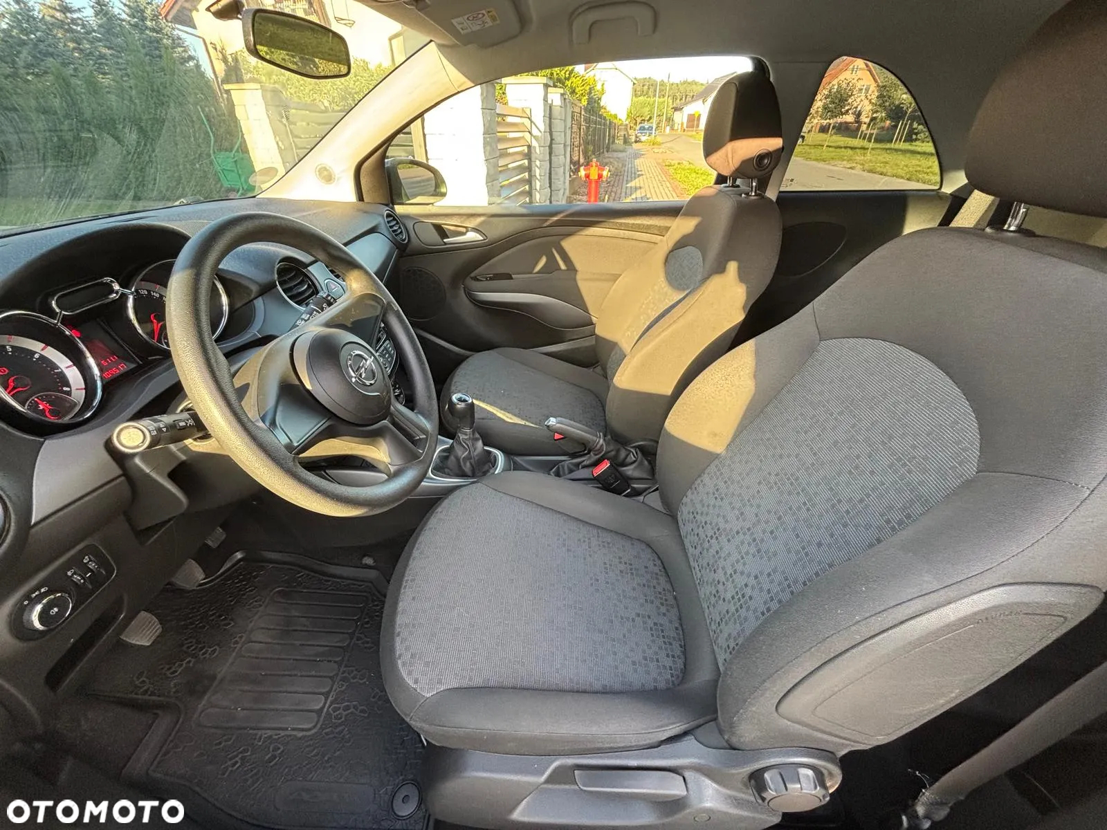 Opel Adam 1.2 120 Jahre - 2
