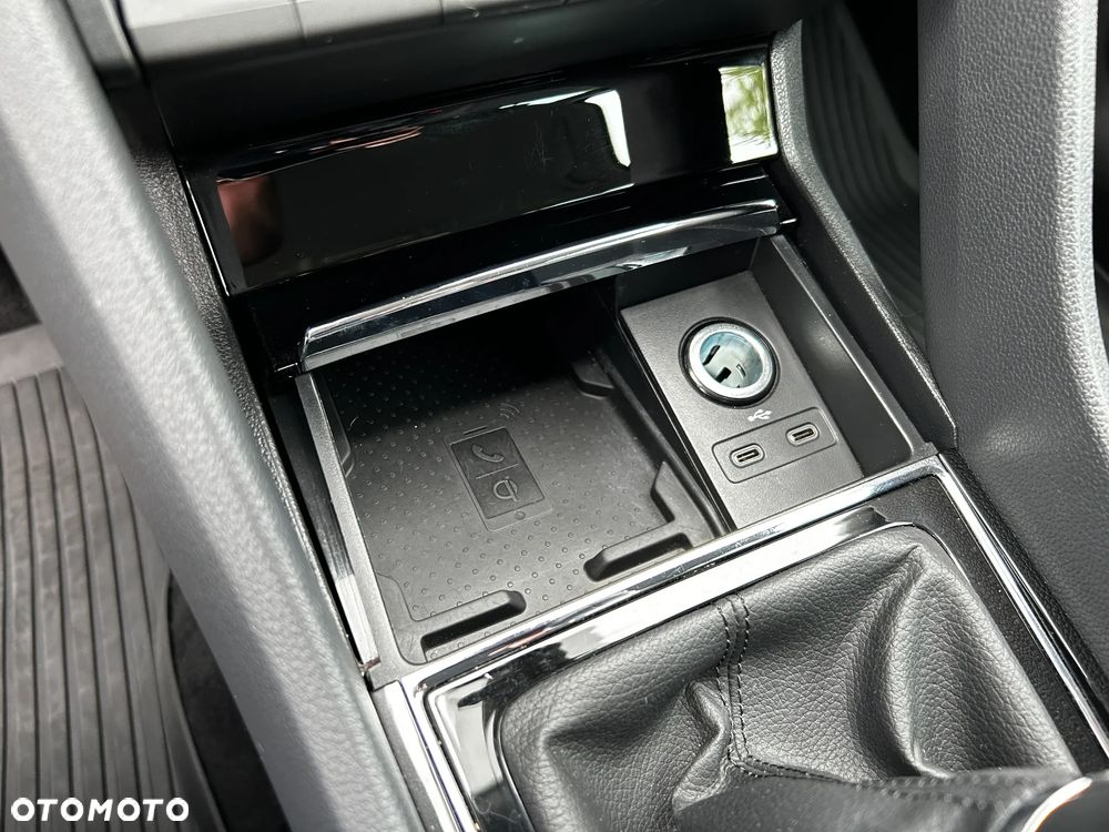 Skoda Karoq 1.5 TSI ACT GPF 4x2 Style - 26