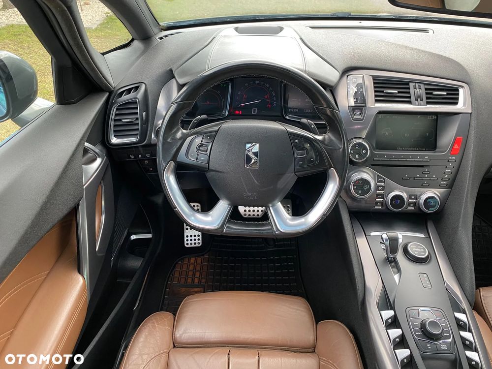 Citroën DS5 Hybrid4 EGS6 SoChic - 15