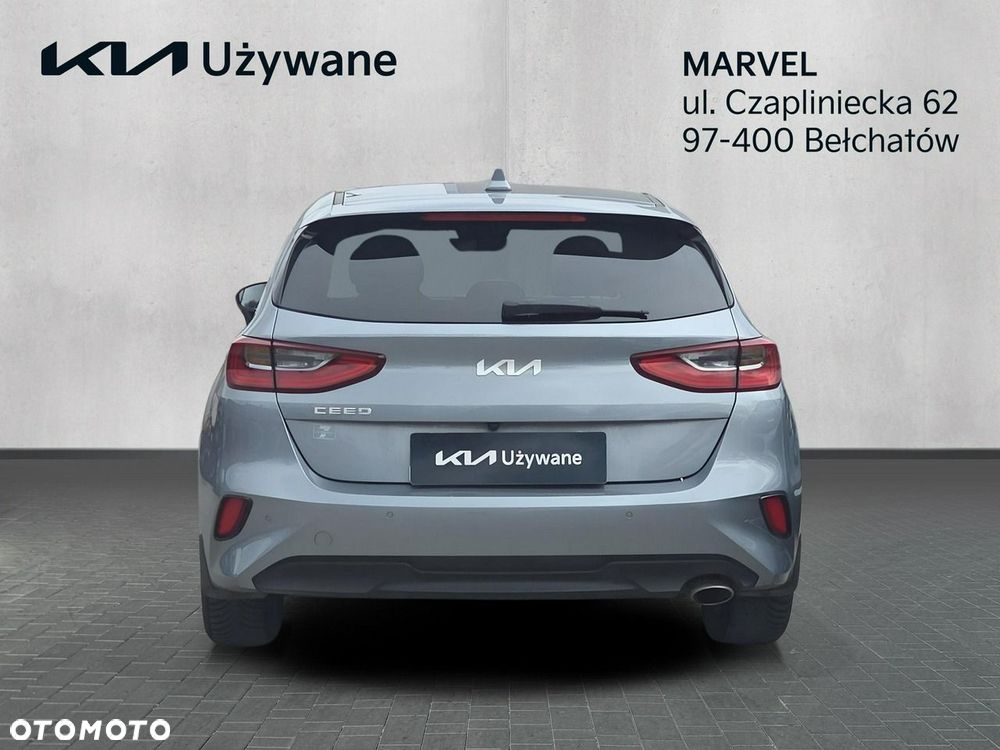 Kia Ceed - 4