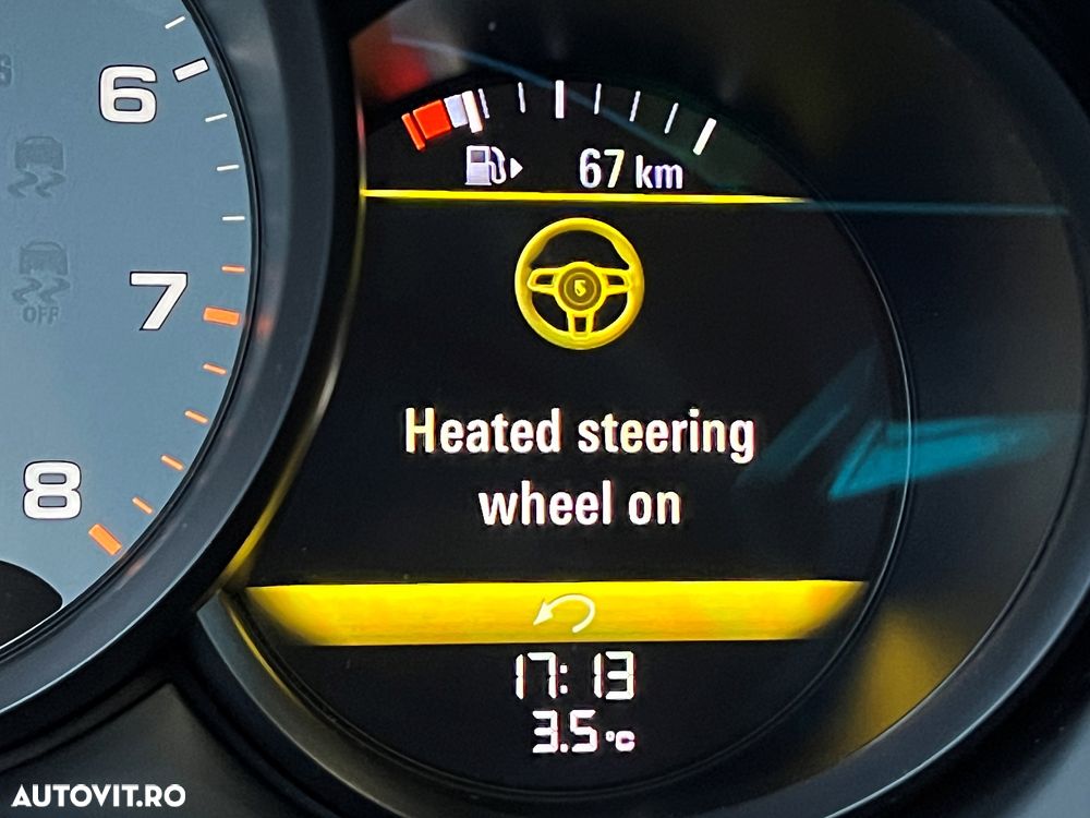 Porsche Macan 3.0 PDK S - 40