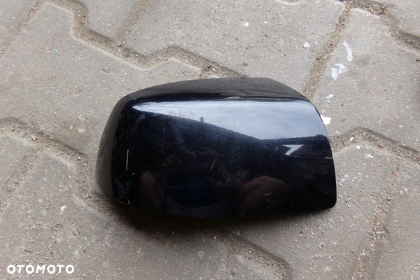 Osłona lusterka prawego Ford Fiesta MK5