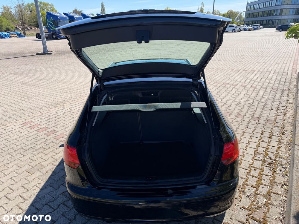 Audi A3 Sportback - 33