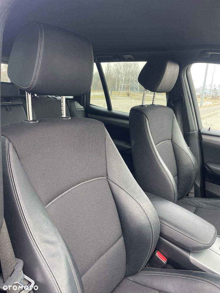 BMW X3 xDrive20d xLine - 30