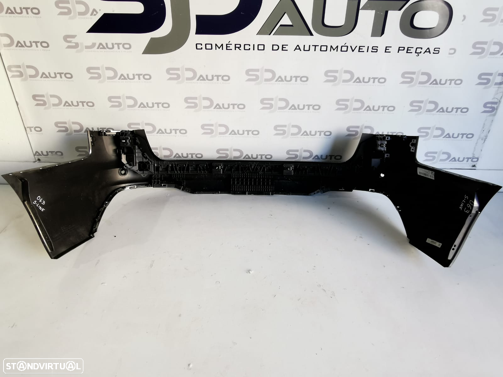 Parachoques Trás - Audi A4 B9 (S-Line) - 5