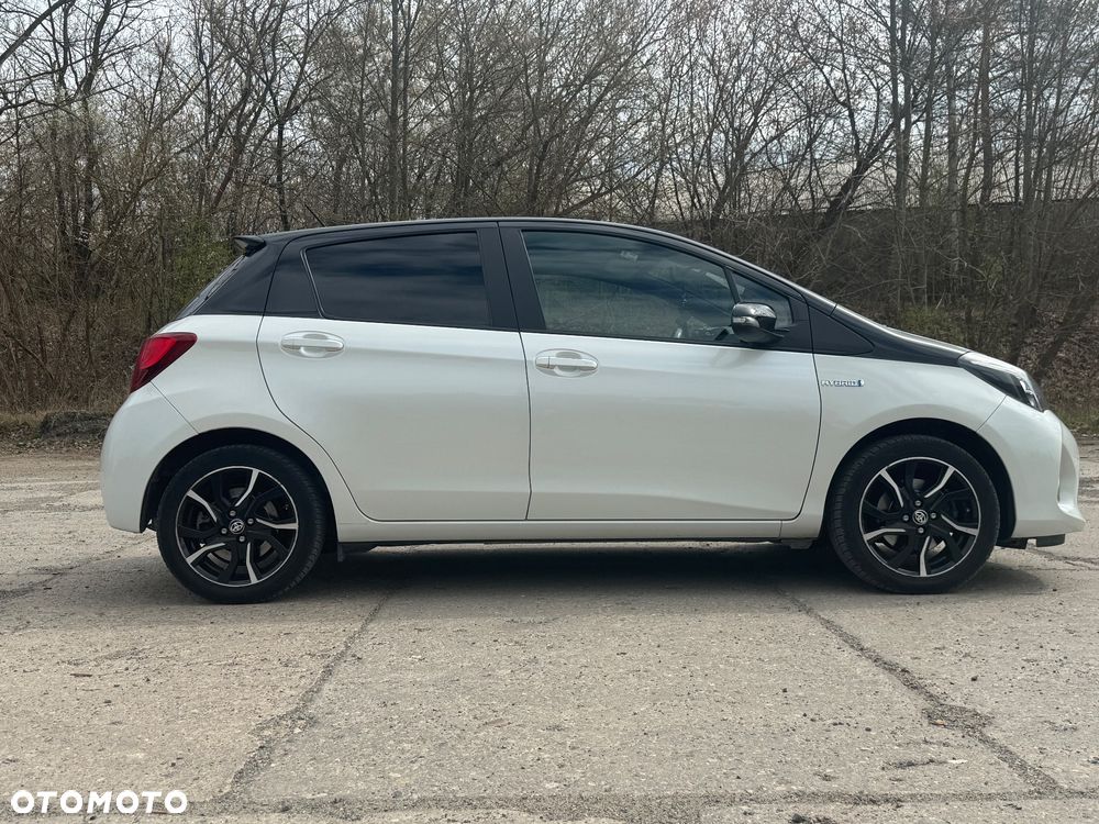 Toyota Yaris - 4
