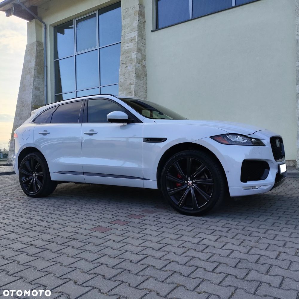 Jaguar F-Pace S AWD - 5