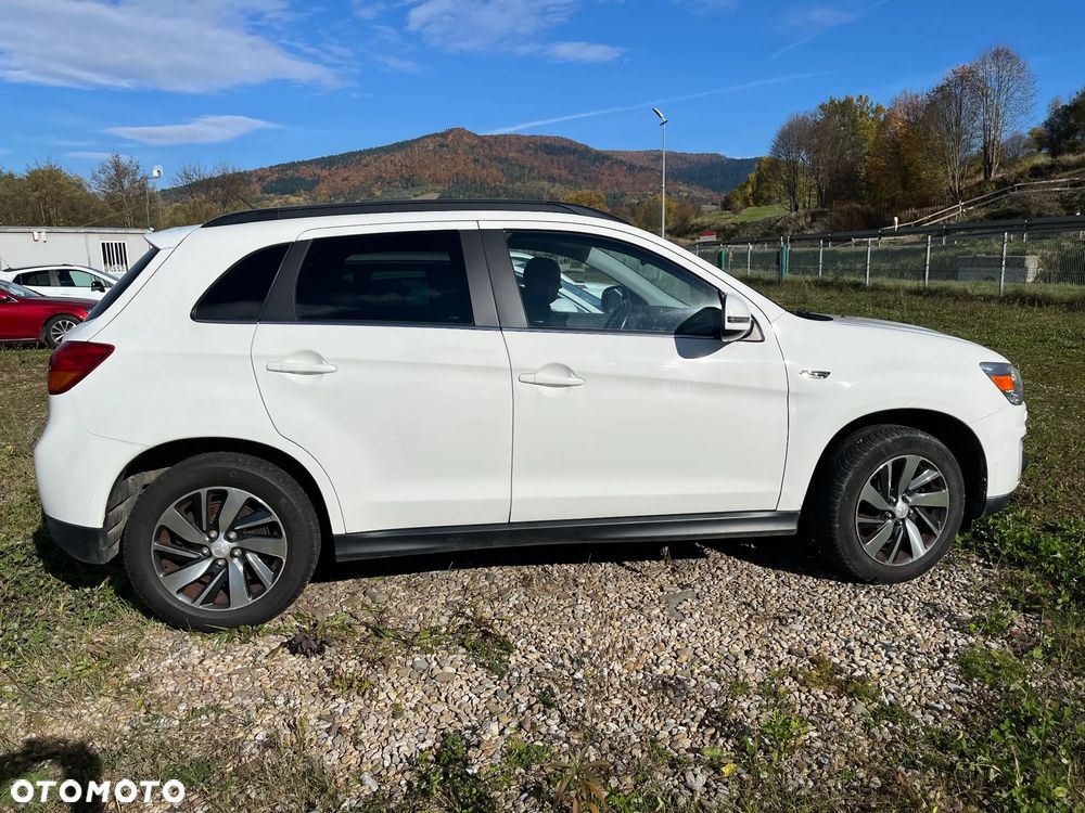 Mitsubishi ASX - 4