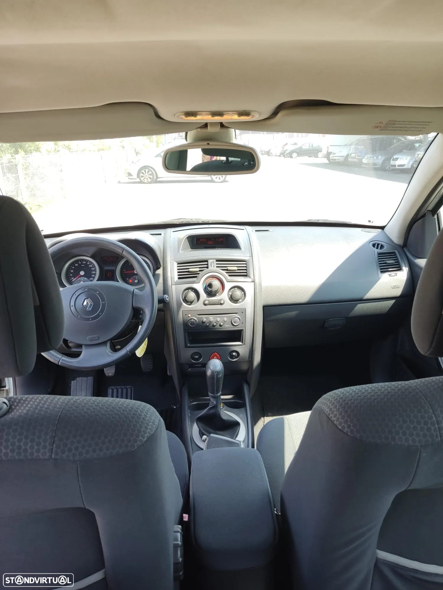 Renault Mégane 1.5 dCi Dynamique - 4