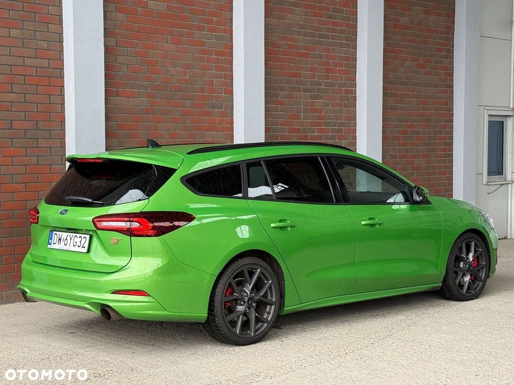 Ford Focus - 4