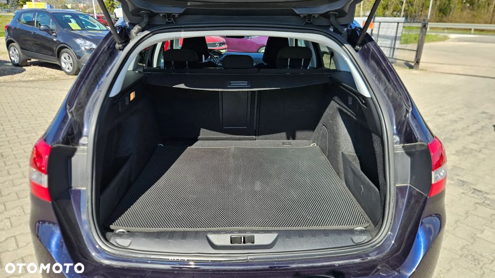 Peugeot 308 1.2 PureTech Allure S&S - 15