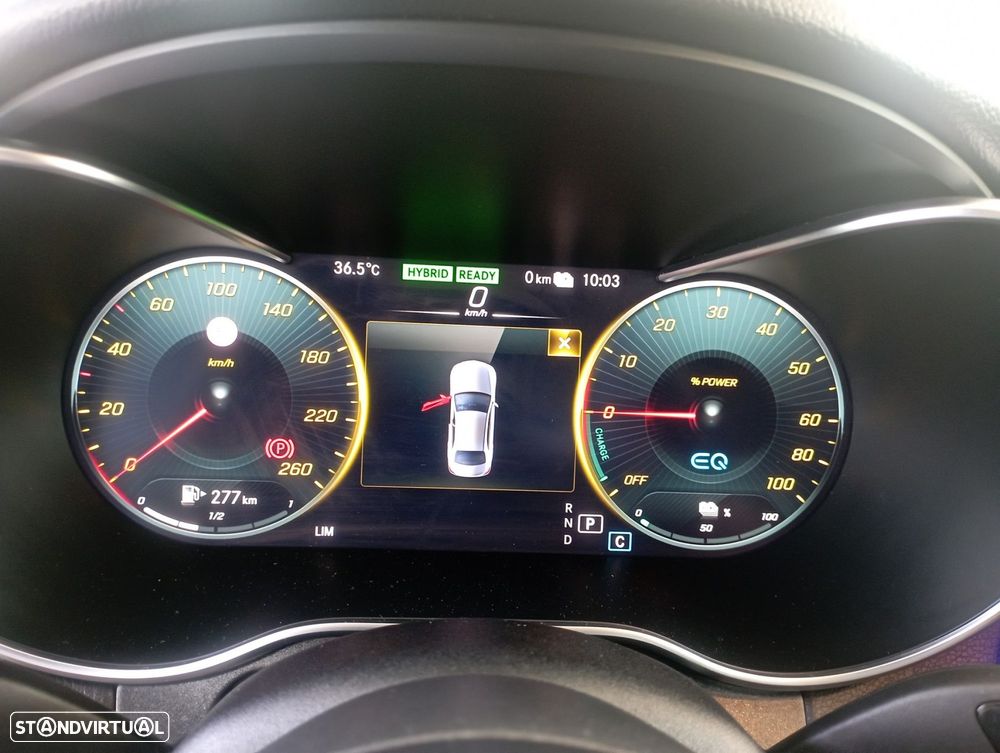 Mercedes-Benz C 300 de AMG Line - 17