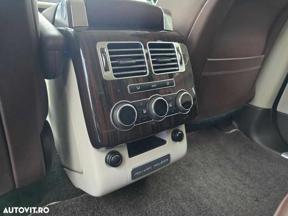 Land Rover Range Rover 4.4 I SDV8 Autobiography - 12