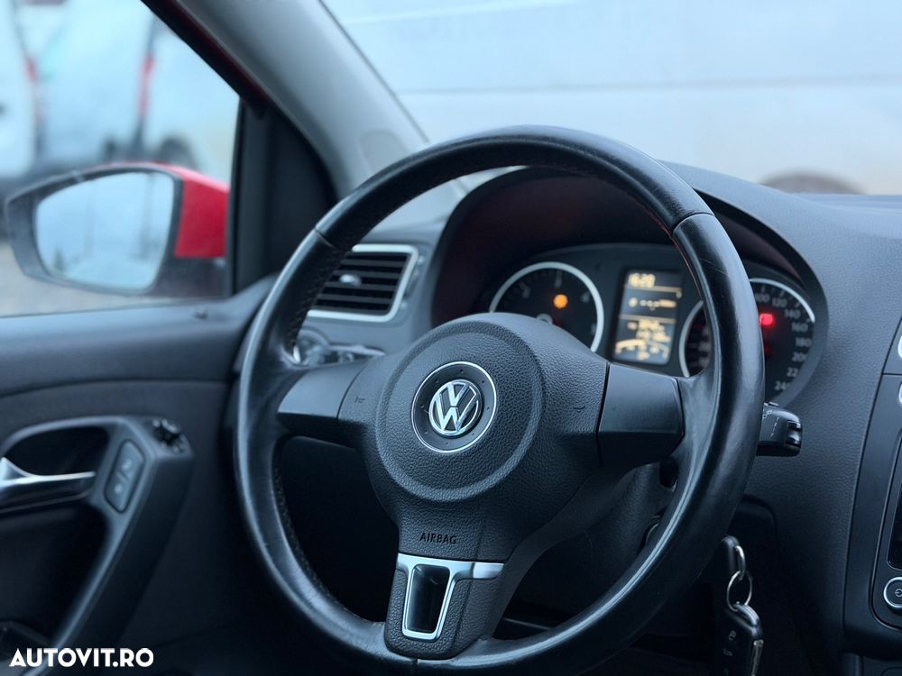 Volkswagen Polo 1.6 TDI Comfortline - 10