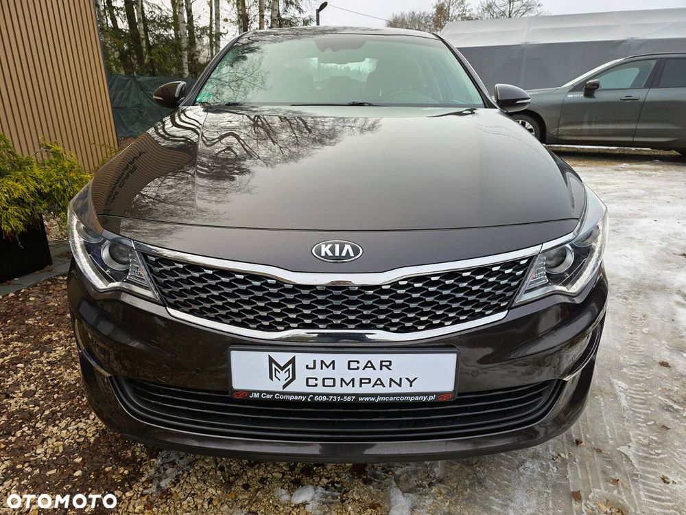 Kia Optima - 8