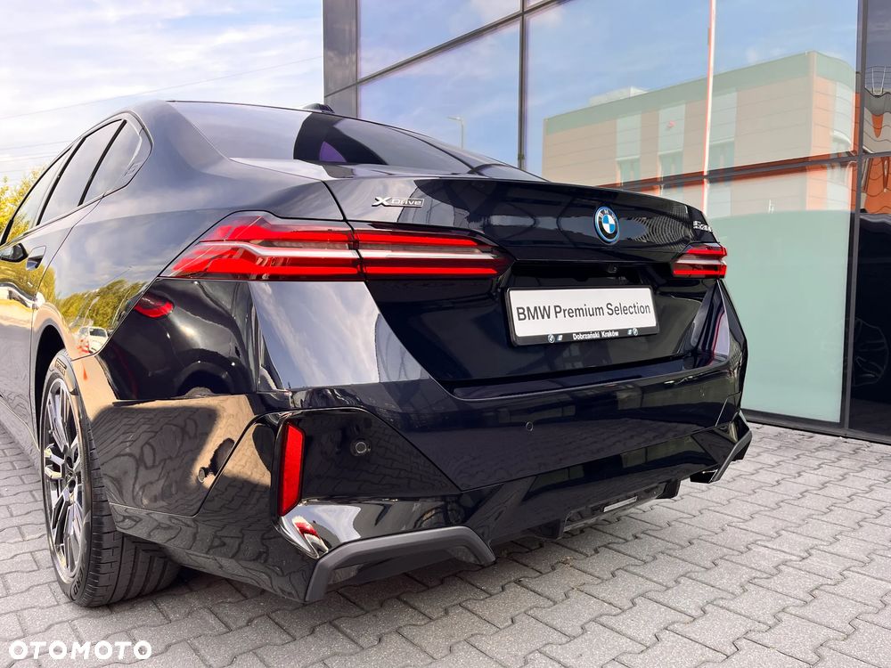BMW Seria 5 - 16