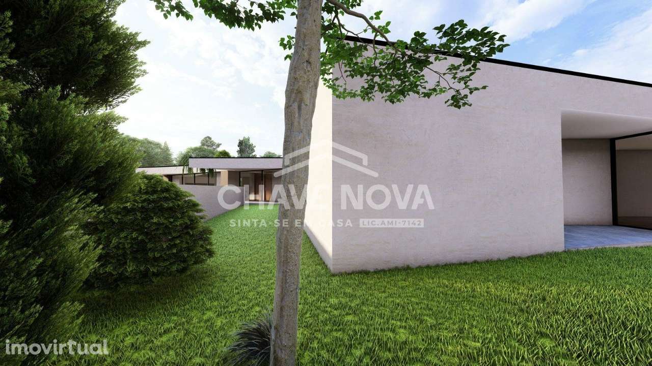 Moradia Isolada V4 c/ Piscina Centro Sta. Maria da Feira - Grande imagem: 4/15