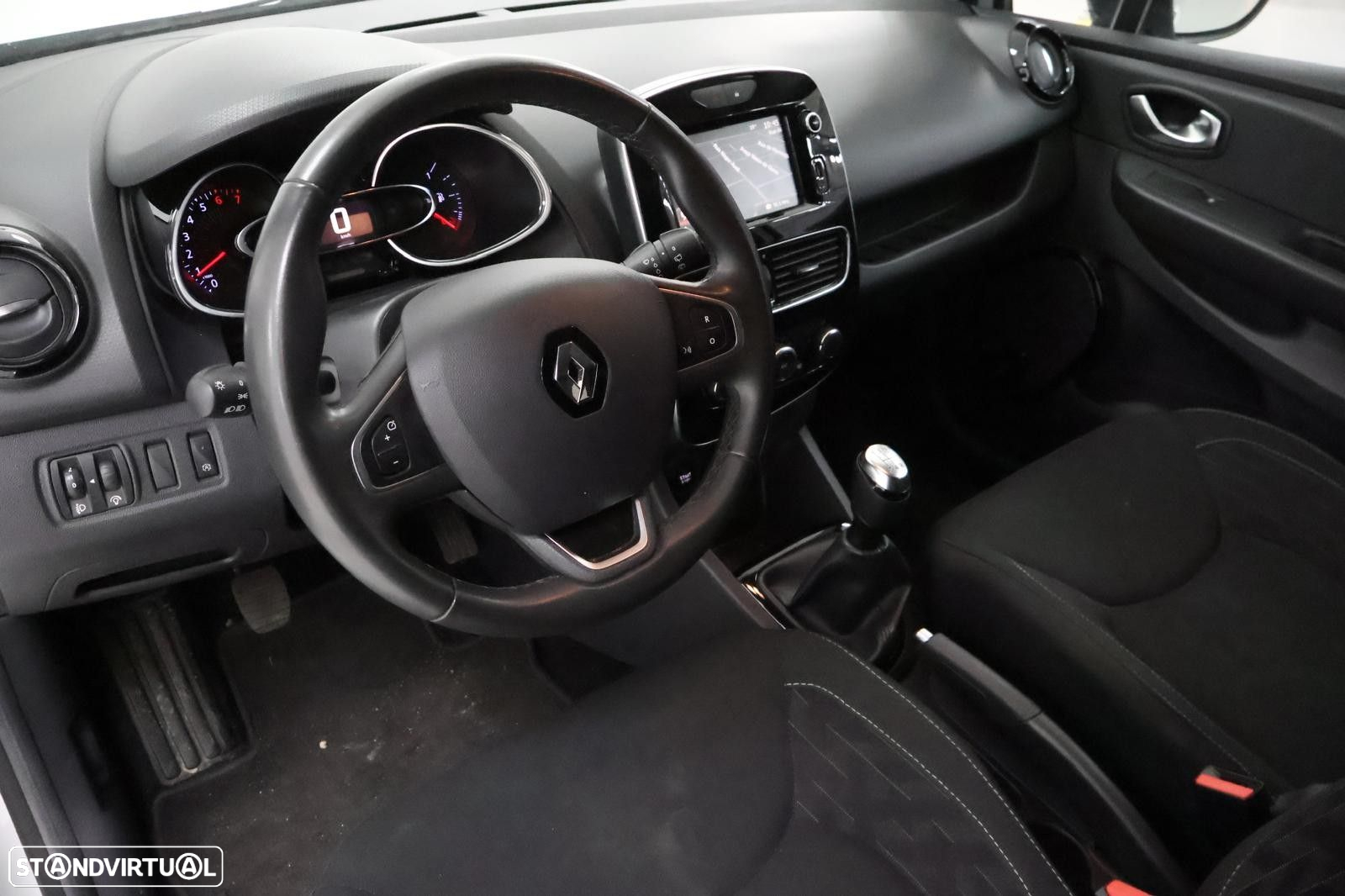 Renault Clio Sport Tourer 0.9 TCe Limited - 13