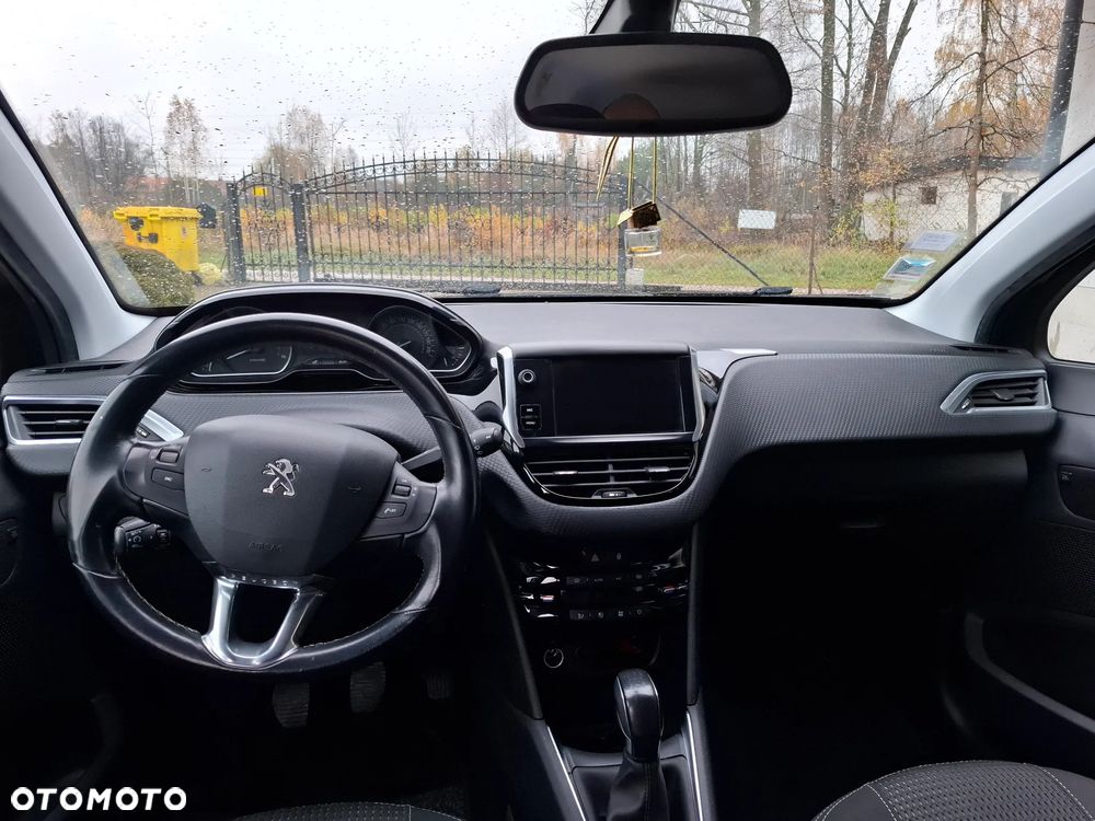 Peugeot 208 Blue-HDi 100 Stop&Start Allure - 21
