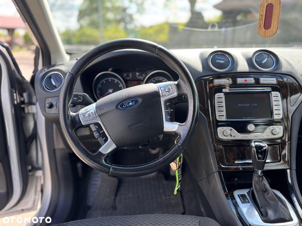 Ford Mondeo 2.3 Titanium - 26