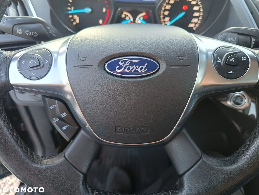 Ford Kuga 2.0 TDCi 4x4 Individual - 28