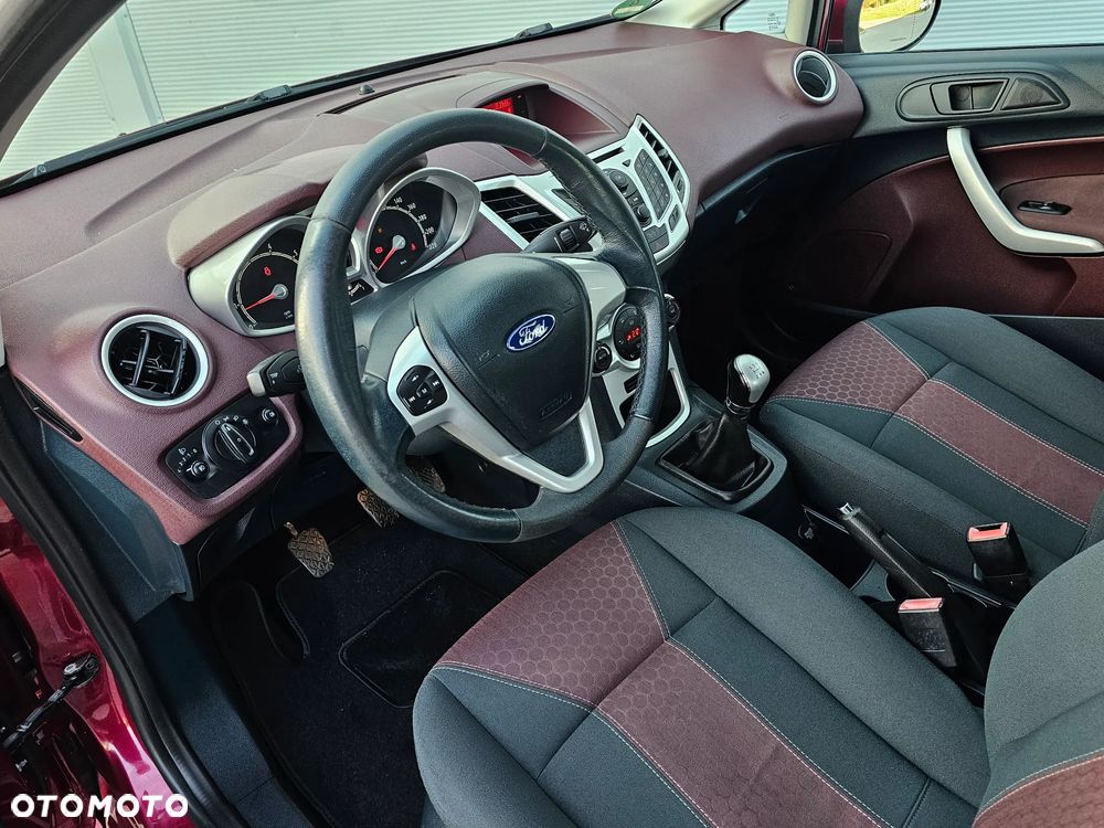 Ford Fiesta 1.25 Titanium - 27