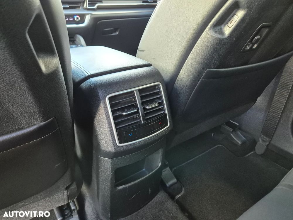 Kia Sportage 1.6 T-GDI HEV 6AT 4x2 Style - 24