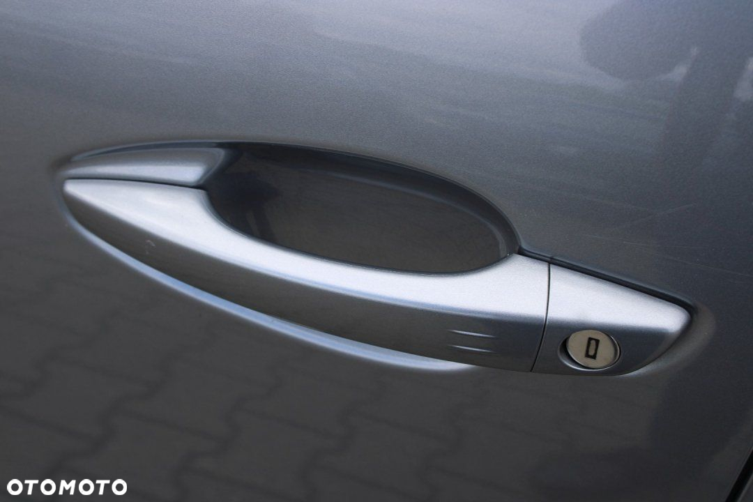 Peugeot 5008 - 9