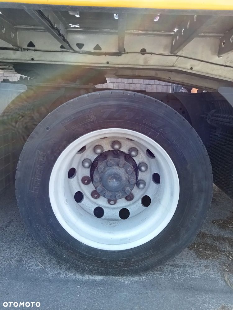 Koła Mercedes Actros 22.5" - 8
