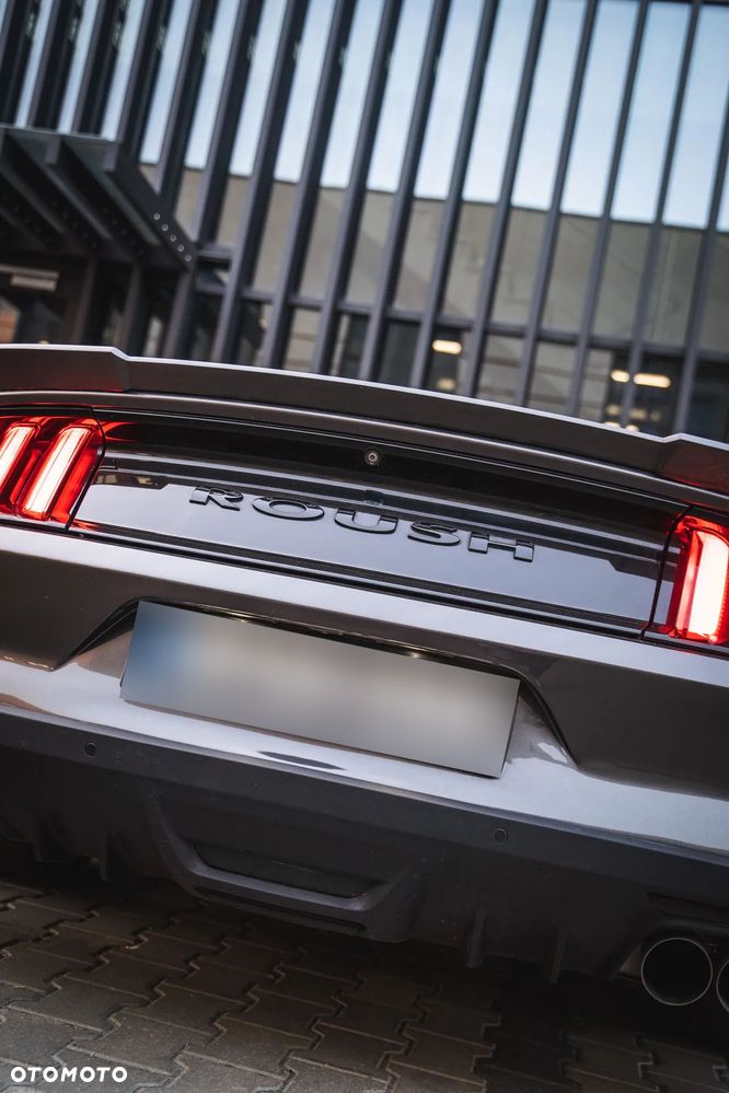 Ford Mustang 5.0 V8 GT - 26