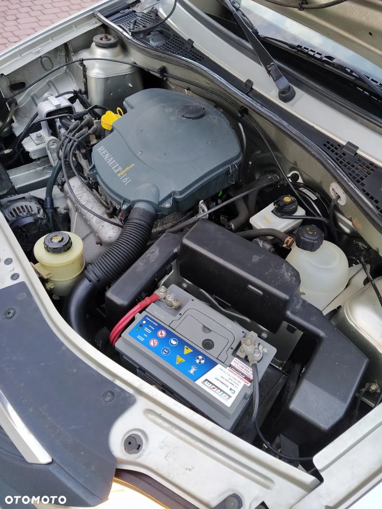 Dacia Logan 1.6 Ambiance - 12