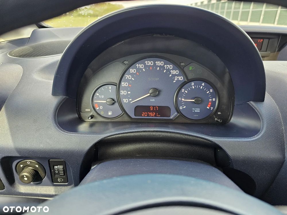 Peugeot 1007 75 Filou - 31