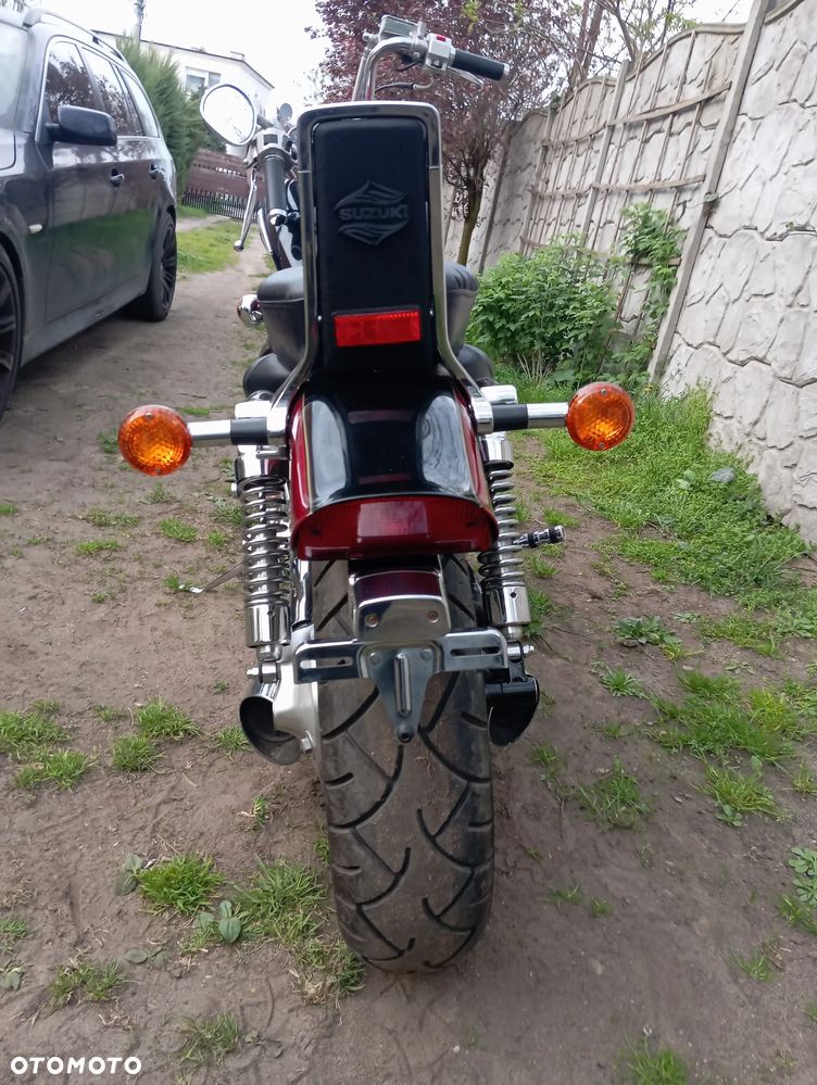 Suzuki Intruder - 7