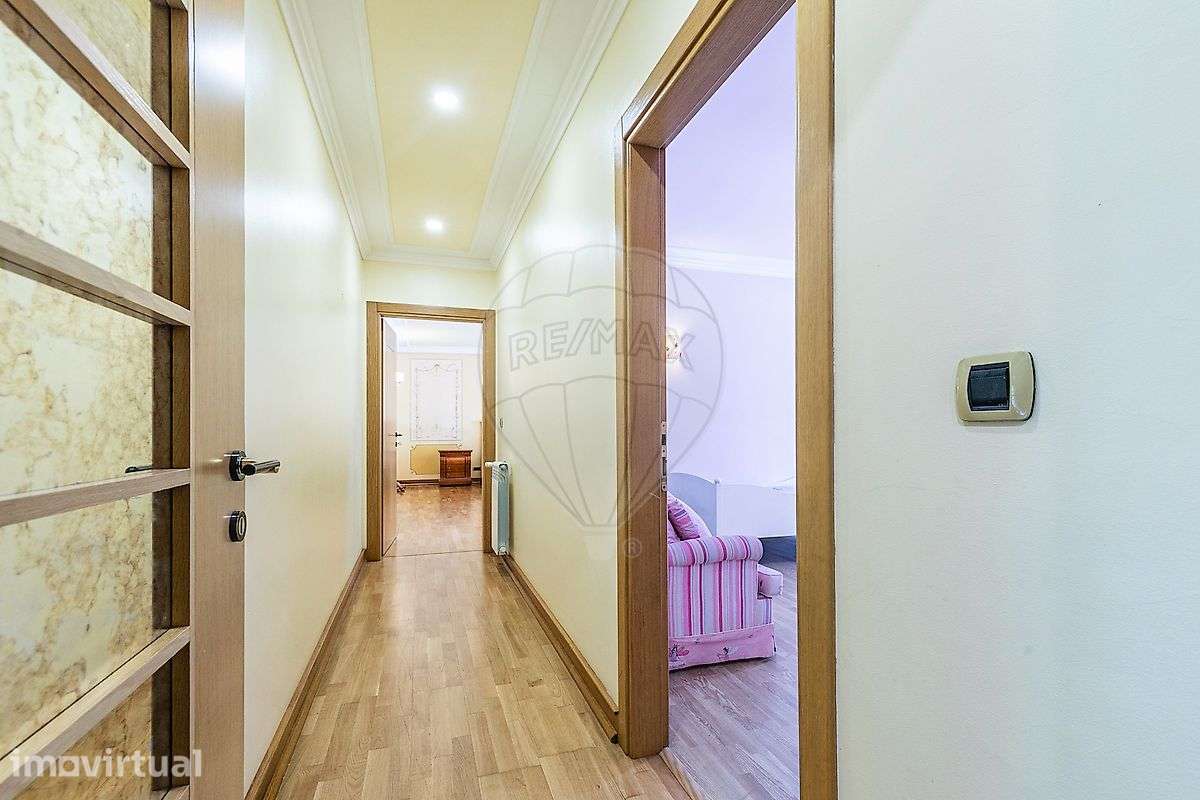 Apartamento T5 para arrendamento - Grande imagem: 4/42