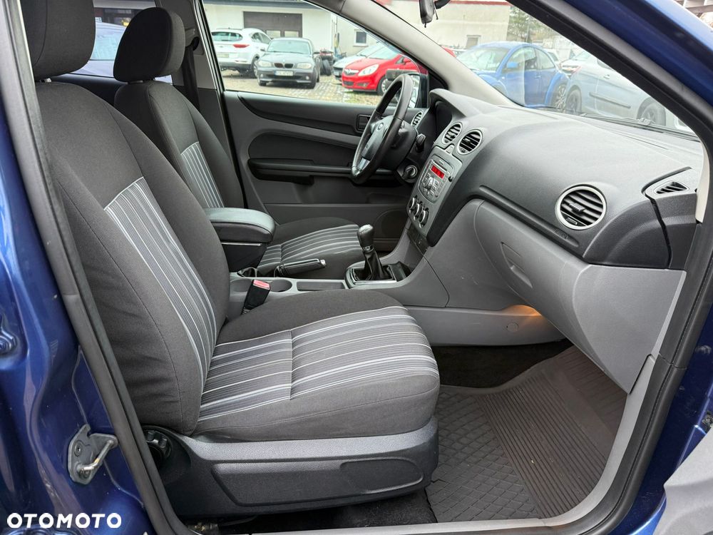 Ford Focus - 16