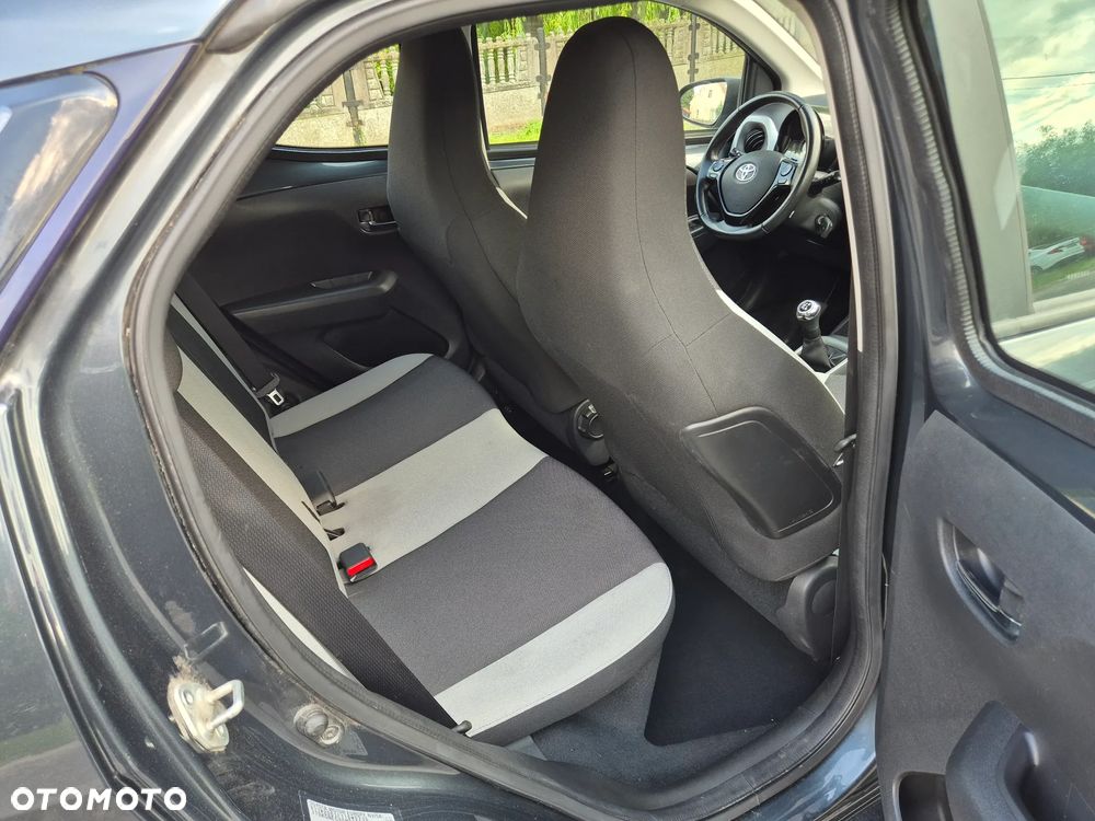 Toyota Aygo x-cite - 14