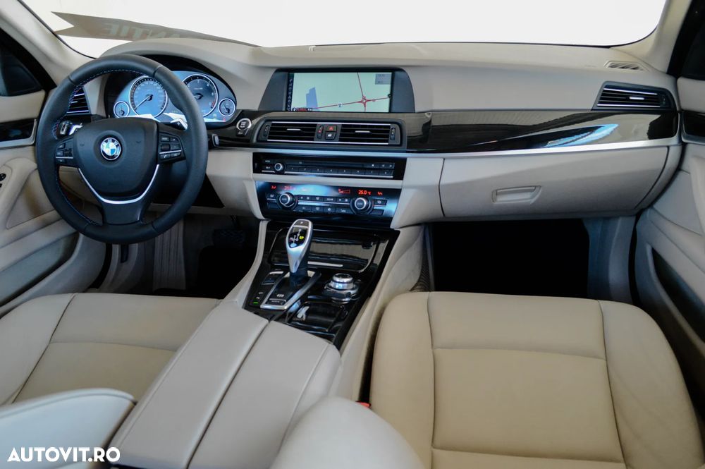 BMW Seria 5 525d xDrive Aut. Modern Line - 5