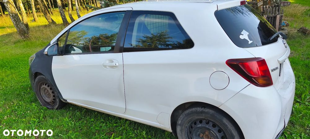 Toyota Yaris 1.0 Sol - 4